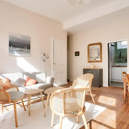 Au Coeur Du Quartier Graslin, Pour 3 Apartamento