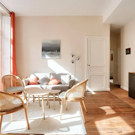Apartamento Au Coeur Du Quartier Graslin, Pour 3